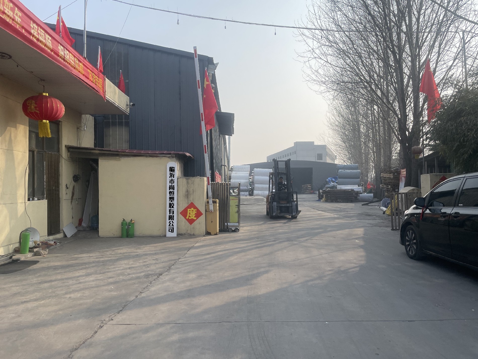 篷布專家——臨沂市尚恒塑膠有限公司，為您提供高品質(zhì)篷布解決方案